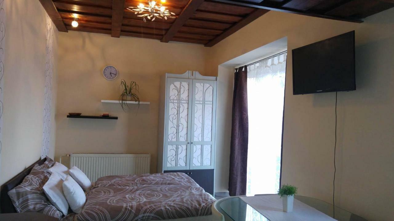 264 Lepes Vendeghaz Hotel Sarvar Ngoại thất bức ảnh